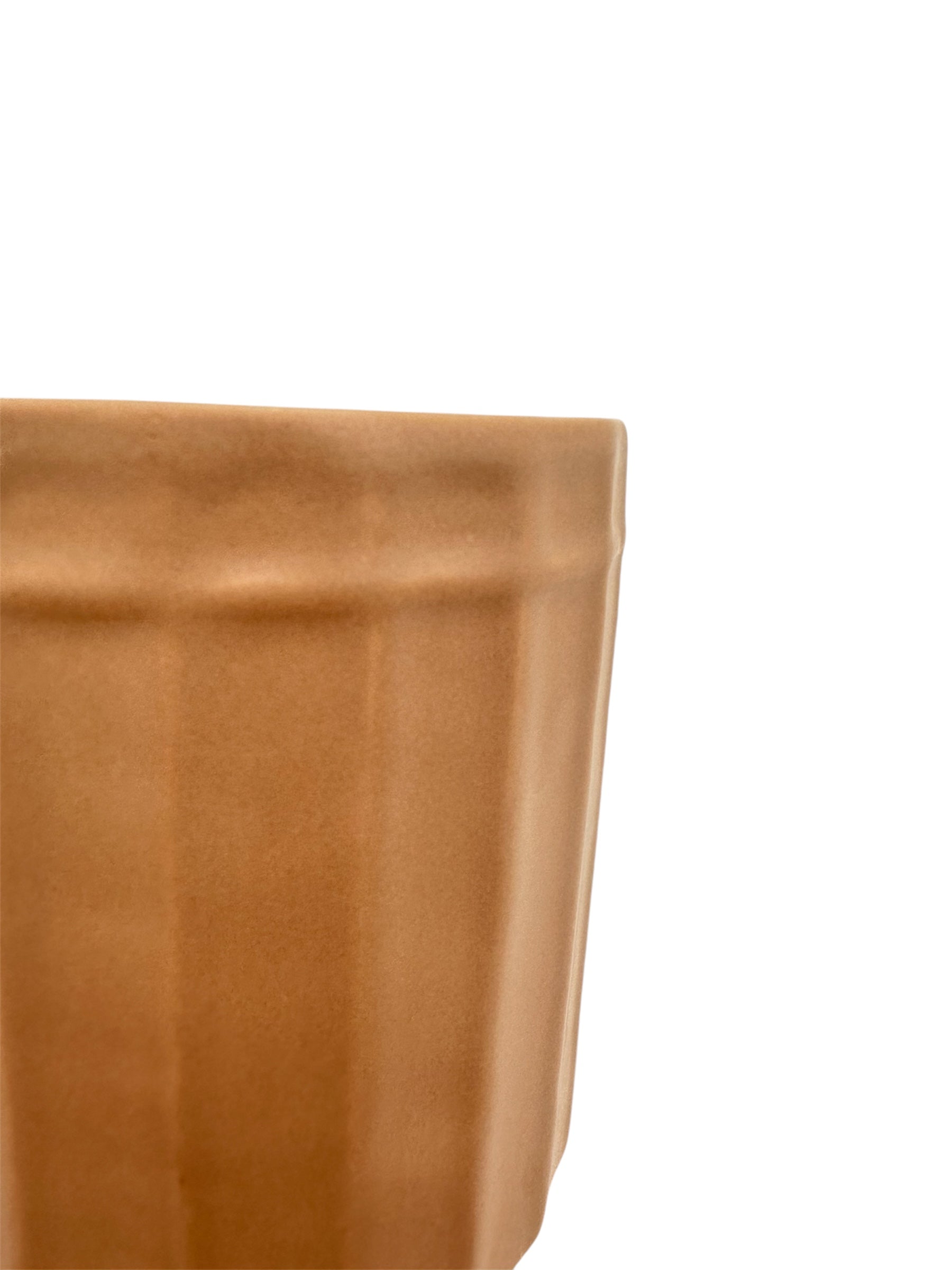 Κεραμικό κασπώ κύλινδρος ριγέ μόκα 11*11