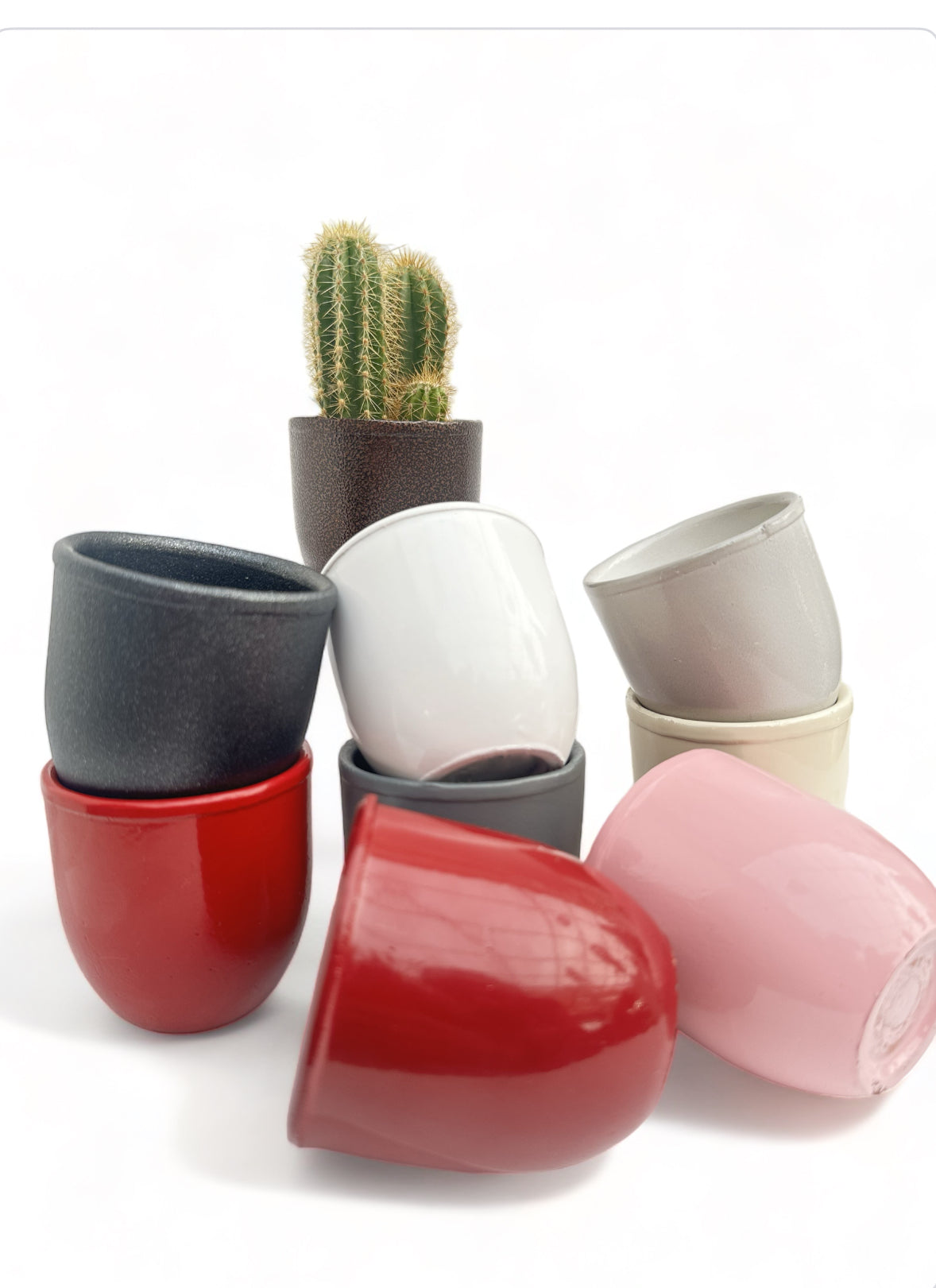 Mini Κεραμικό κασπώ πομπέ μαύρο στρας Φ6,5x7Υ