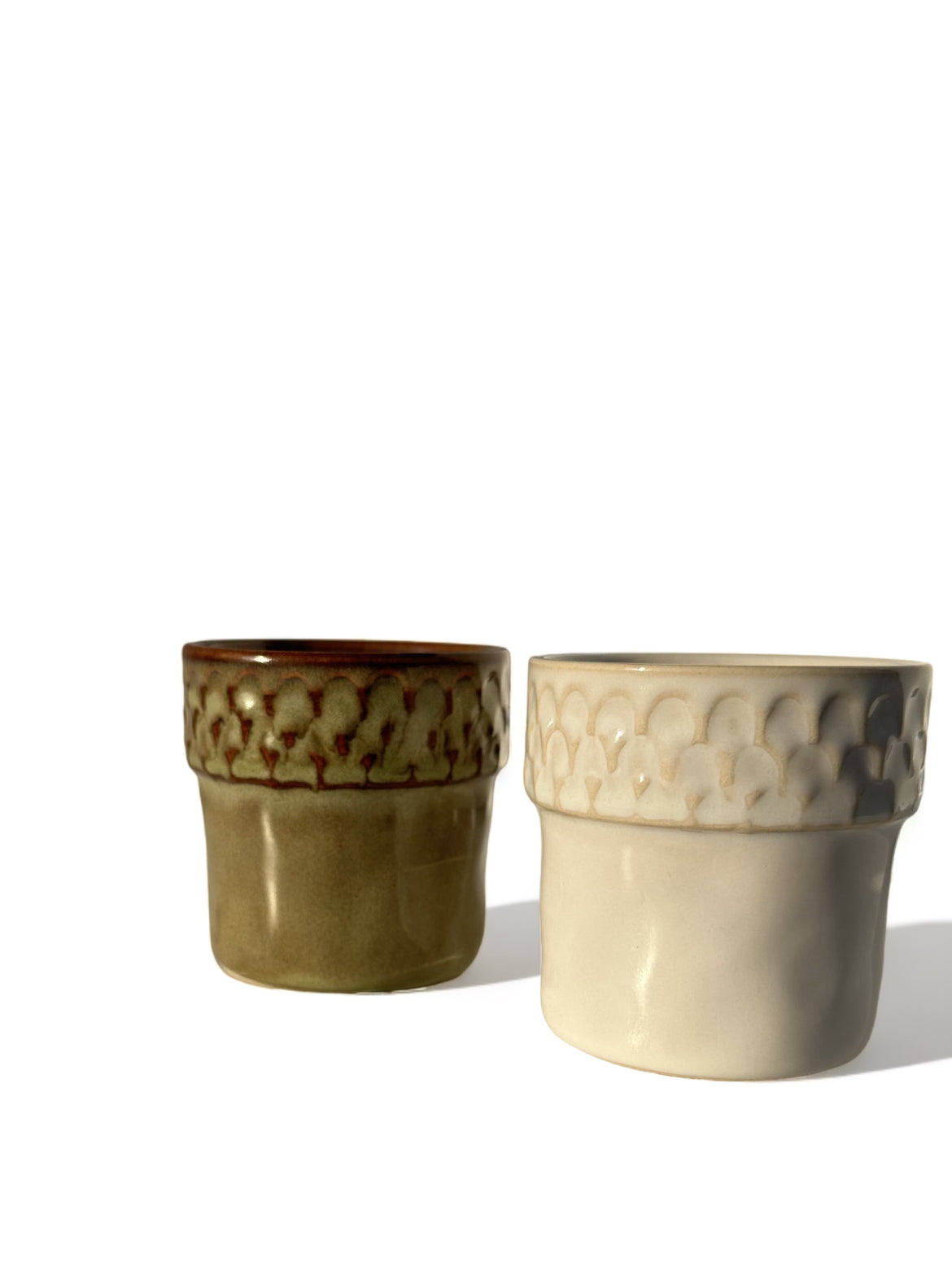 Mini κεραμικό Κασπώ "ΚΛΑΣΙΚΟ" λευκό 7*7